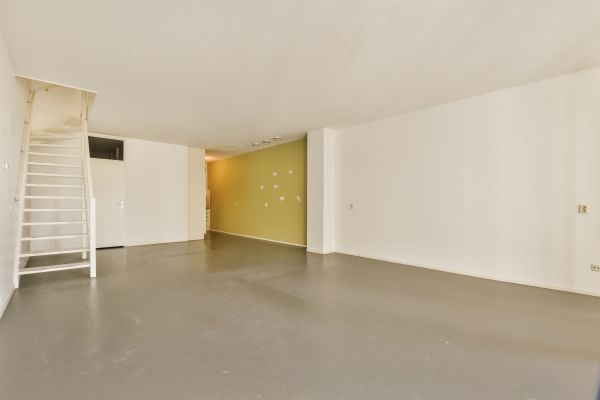 Cost of Basement Floor Tinting in Vancouver